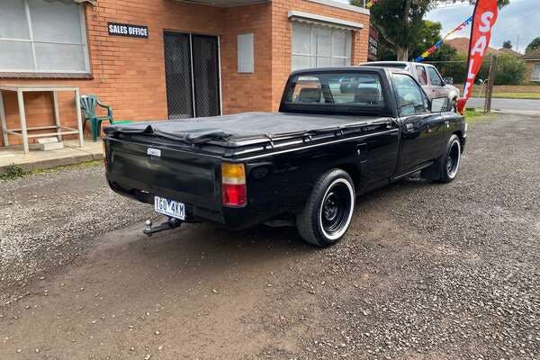 1993 Toyota Hilux  RN85R